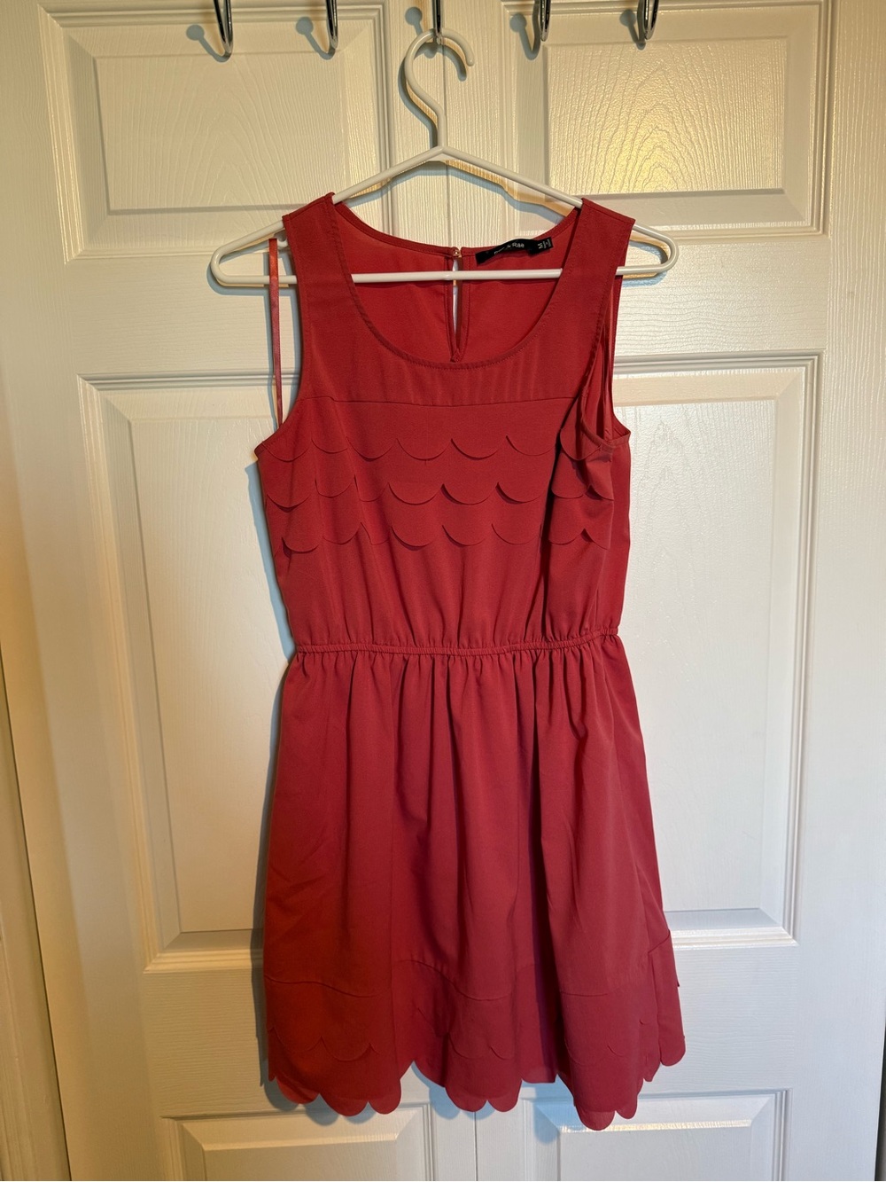Doe & Rae Sleeveless Scallop-Trim Coral Red Mini Dress